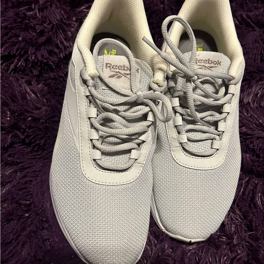 Light gray like new Reebok walking sneakers